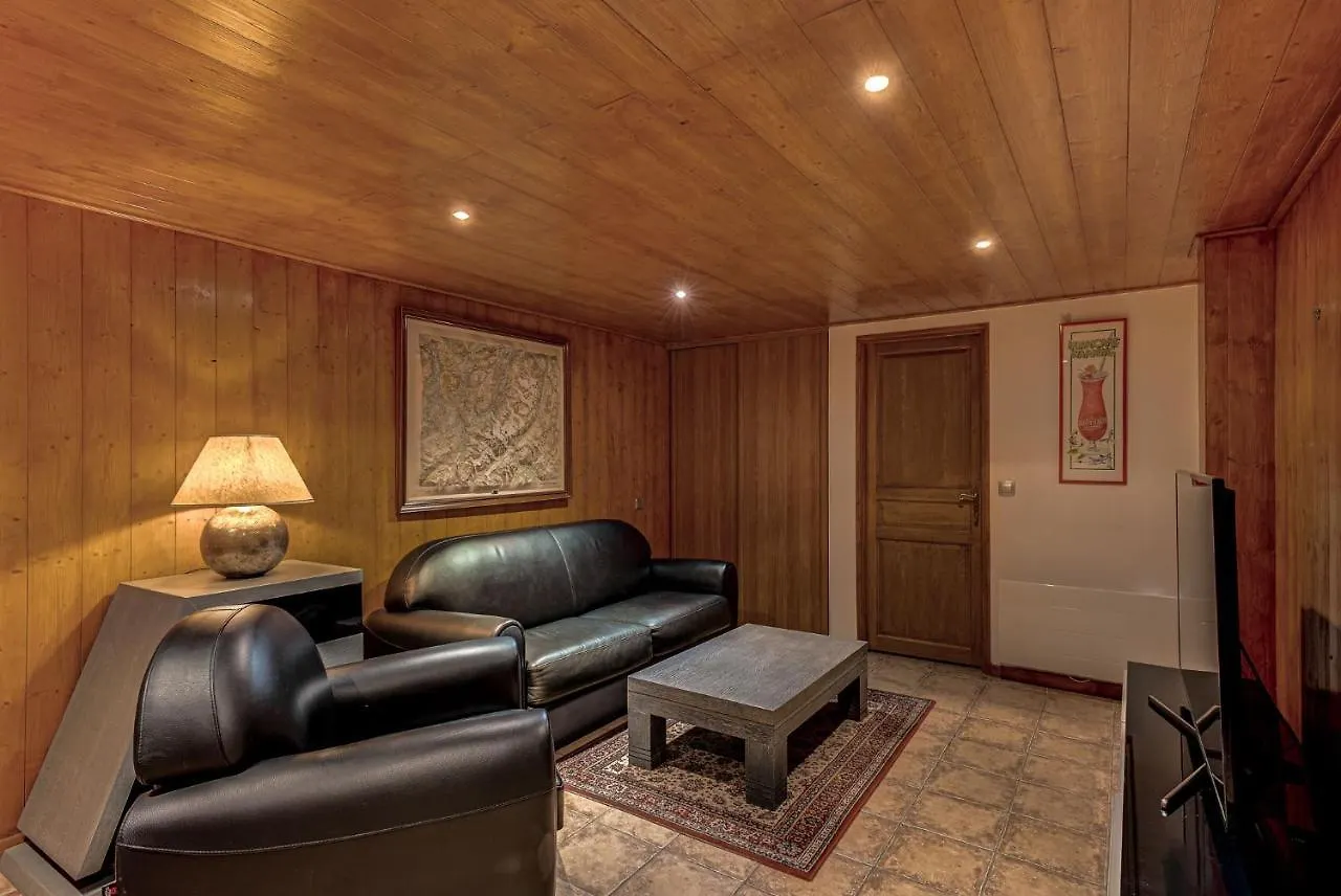 Chalet Blackbushe - Traditional Chalet - Alpes Travel - Sleeps 4-6 Les Houches Francja