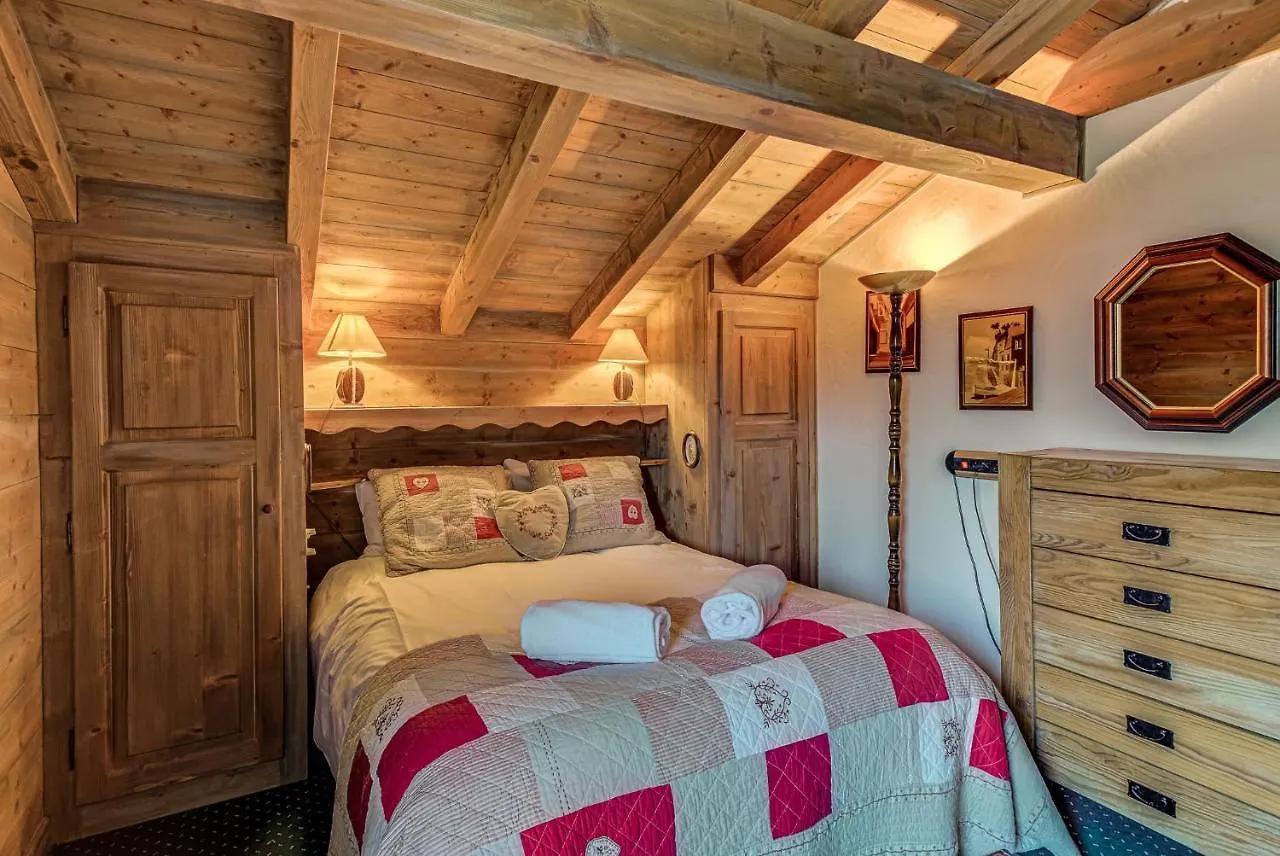 Chalet Blackbushe - Traditional Chalet - Alpes Travel - Sleeps 4-6 Les Houches 0*,